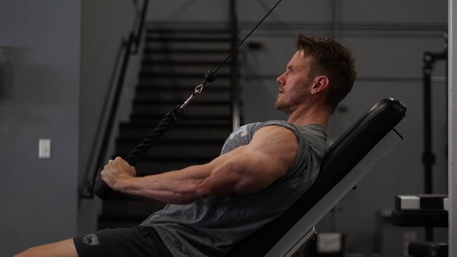 Rob Riches Incline Bench Rope Pull-downs